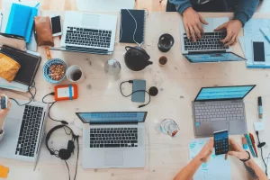 Onlineshop selbst einrichten oder eine Agentur beauftragen?